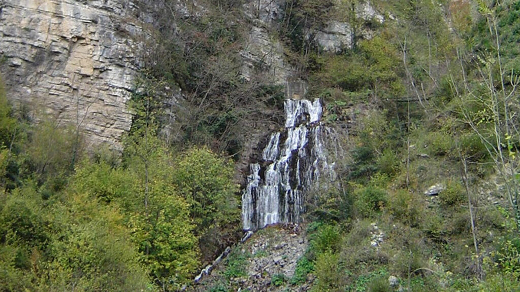 cascata dell'acqua bianca